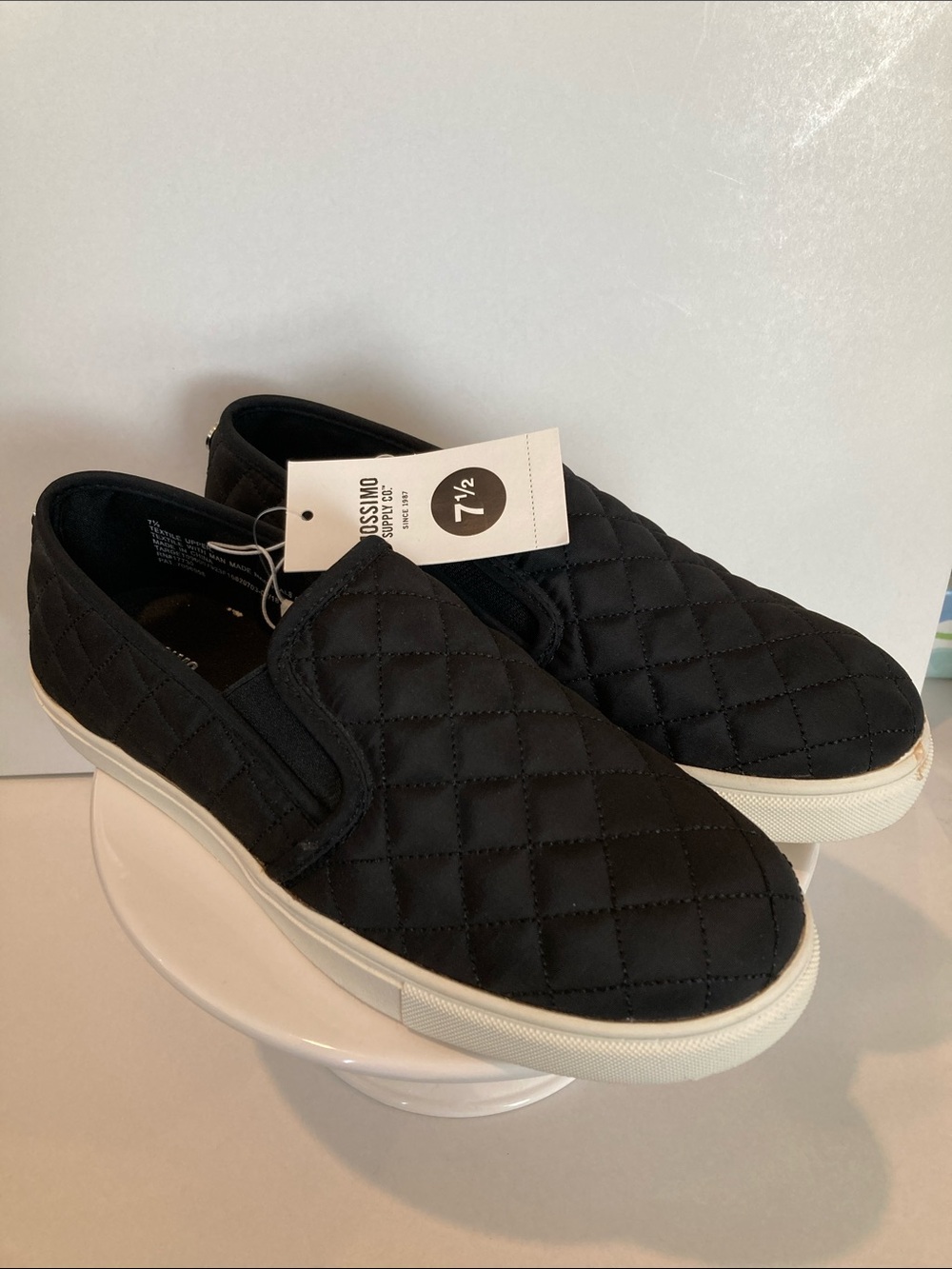 Mossimo Supply Co. Quilted Slip-On Sneakers in Black 7.5 NWT